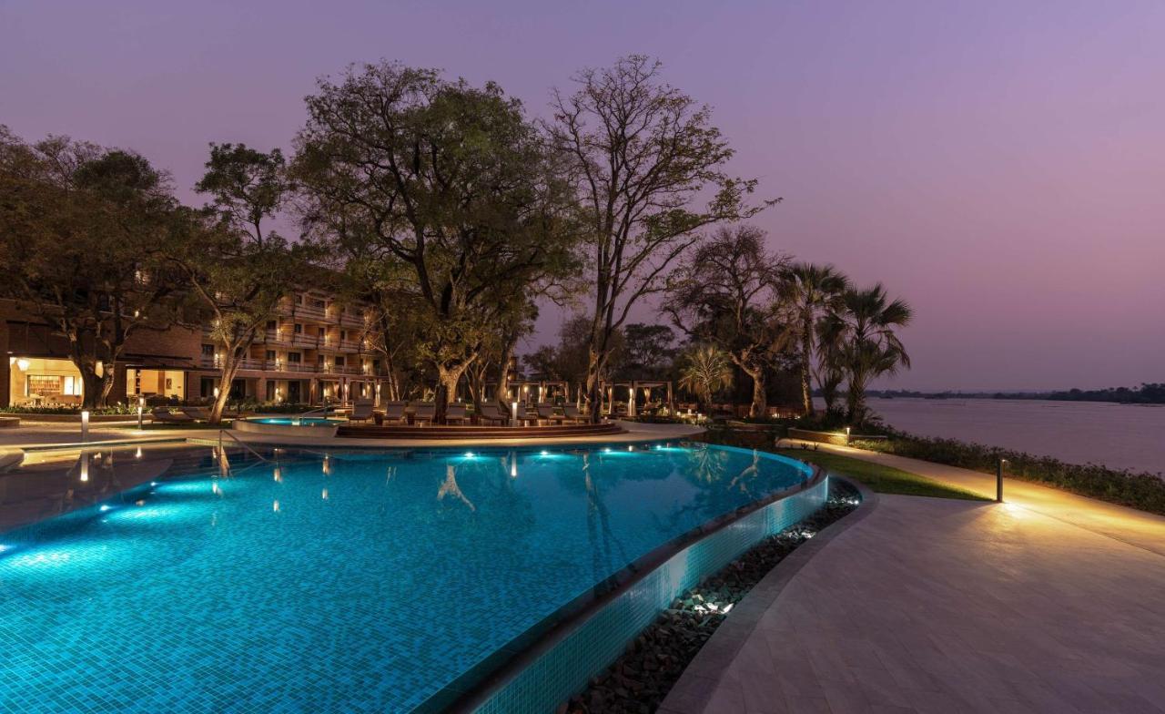 Radisson Blu Mosi-Oa-Tunya Livingstone Resort Екстер'єр фото