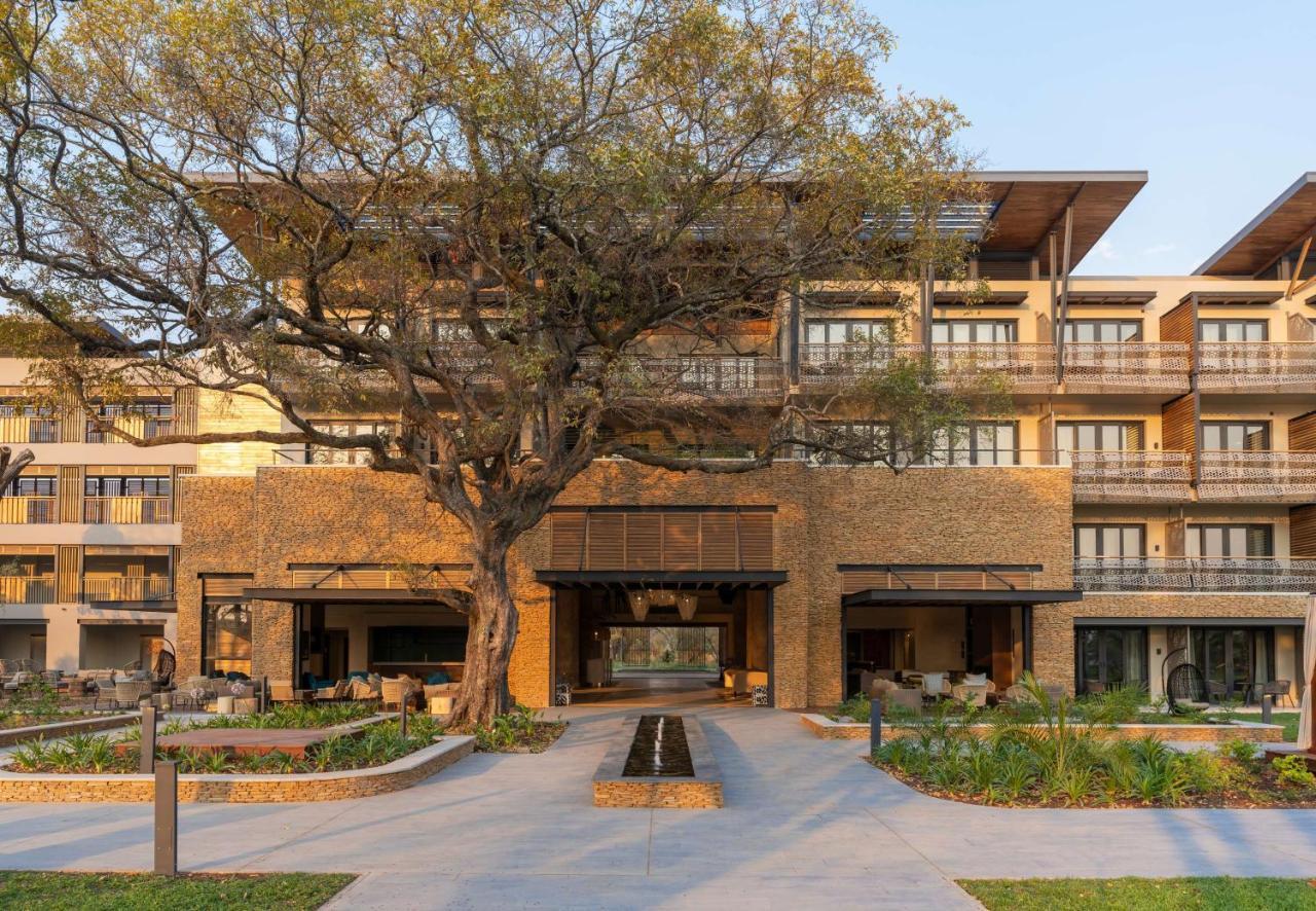 Radisson Blu Mosi-Oa-Tunya Livingstone Resort Екстер'єр фото