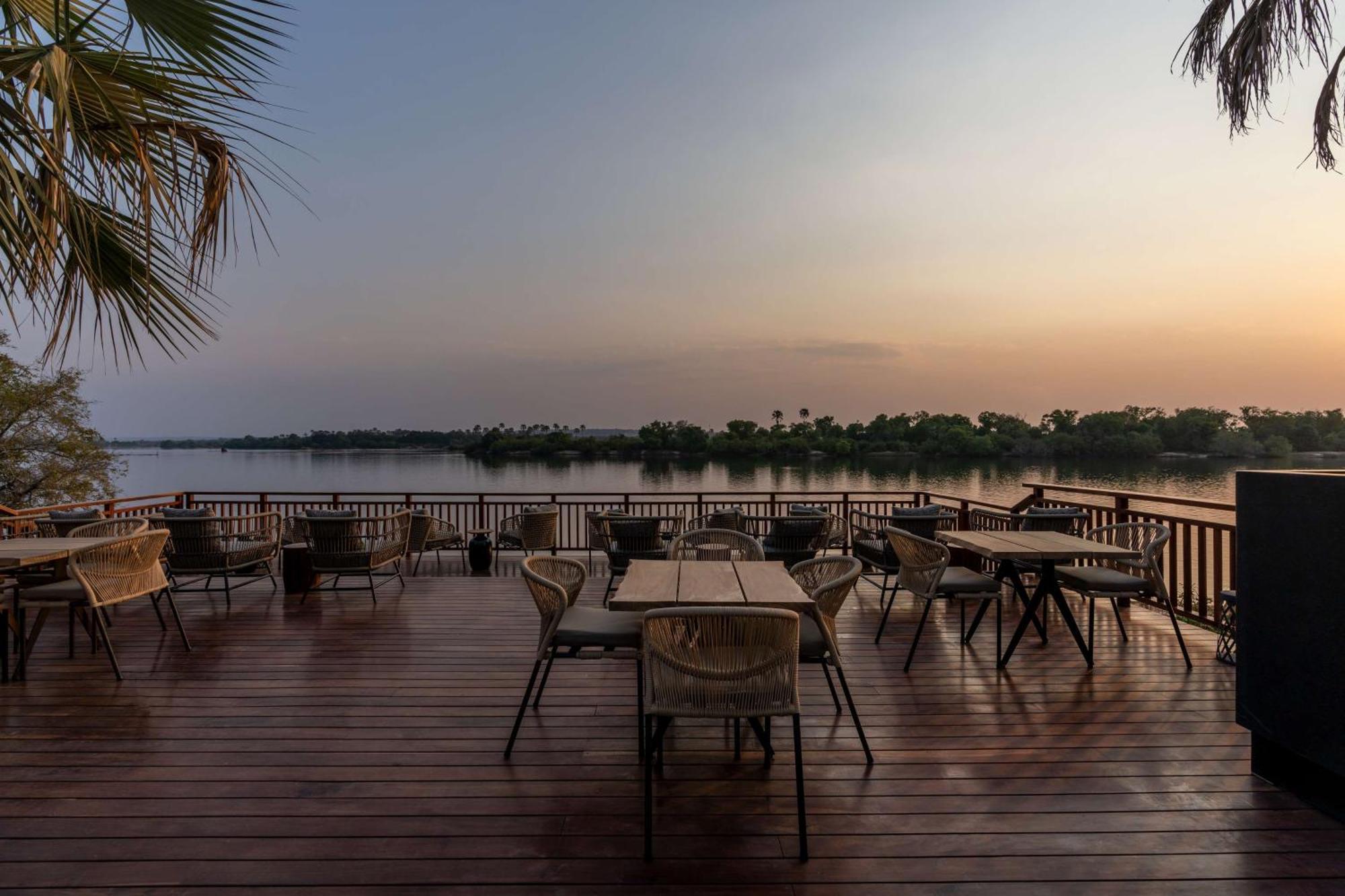 Radisson Blu Mosi-Oa-Tunya Livingstone Resort Екстер'єр фото