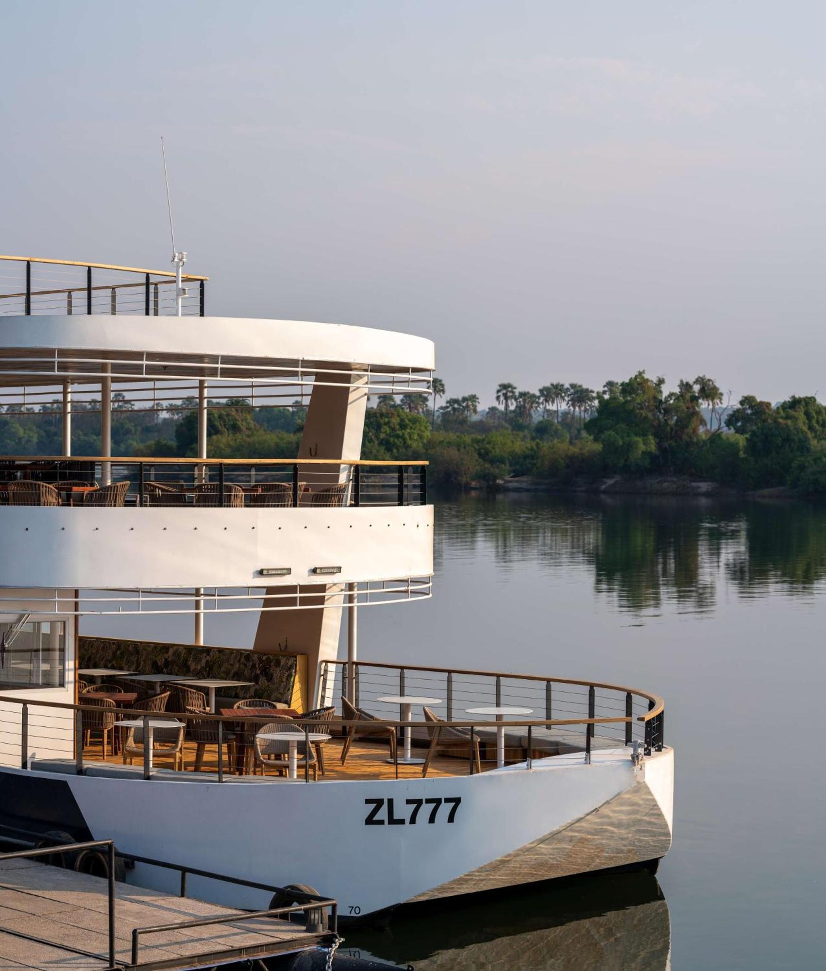 Radisson Blu Mosi-Oa-Tunya Livingstone Resort Екстер'єр фото