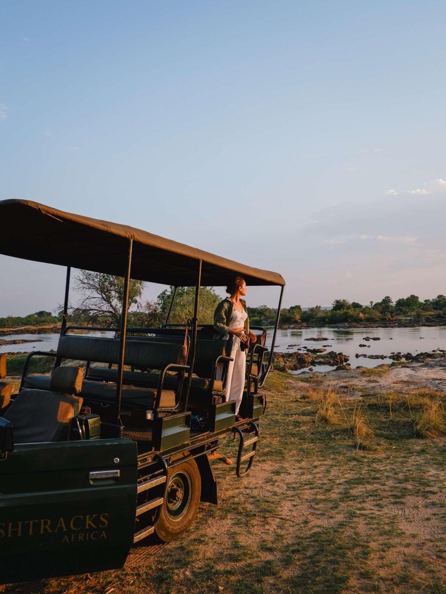 Radisson Blu Mosi-Oa-Tunya Livingstone Resort Екстер'єр фото