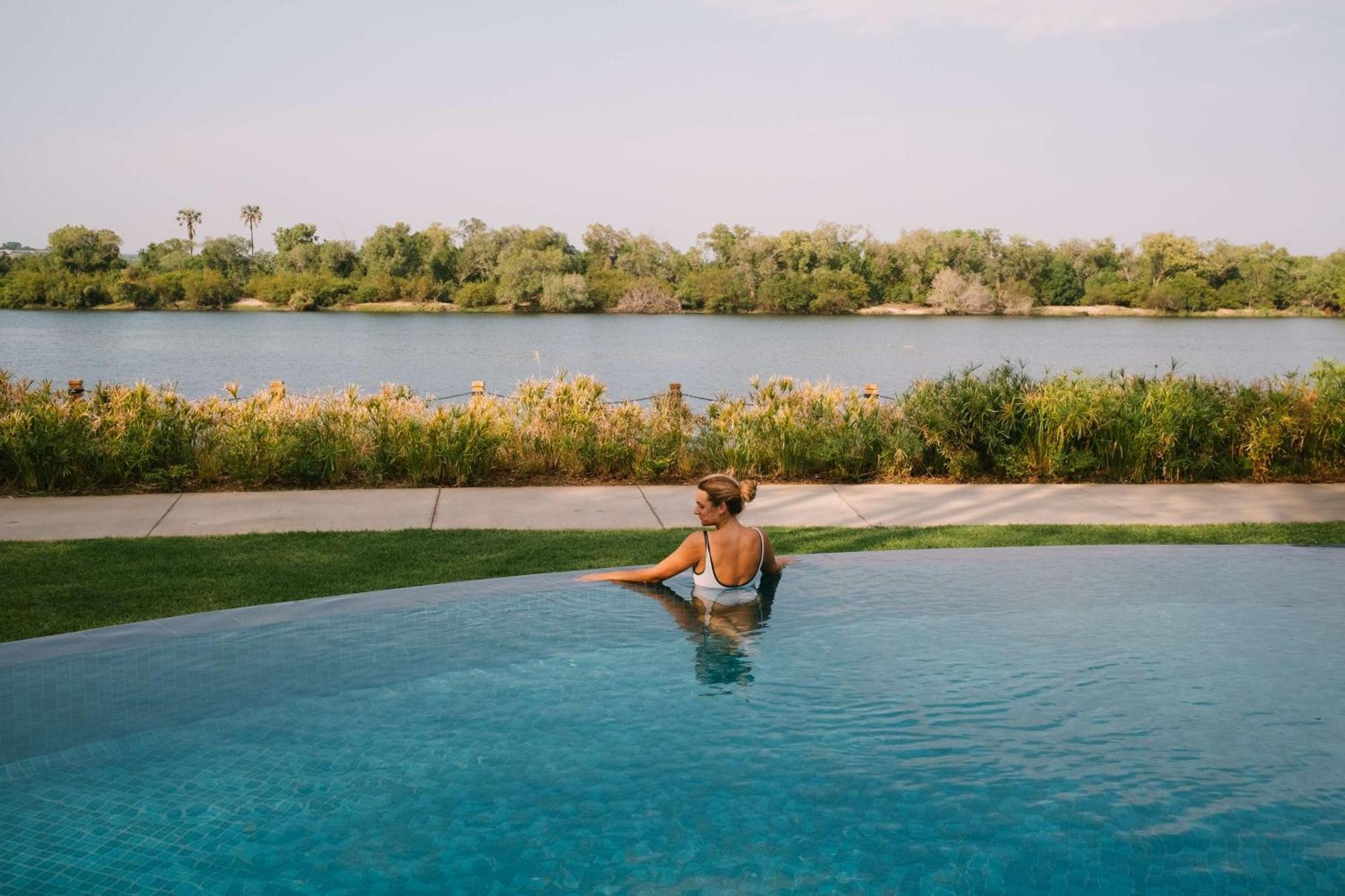 Radisson Blu Mosi-Oa-Tunya Livingstone Resort Екстер'єр фото