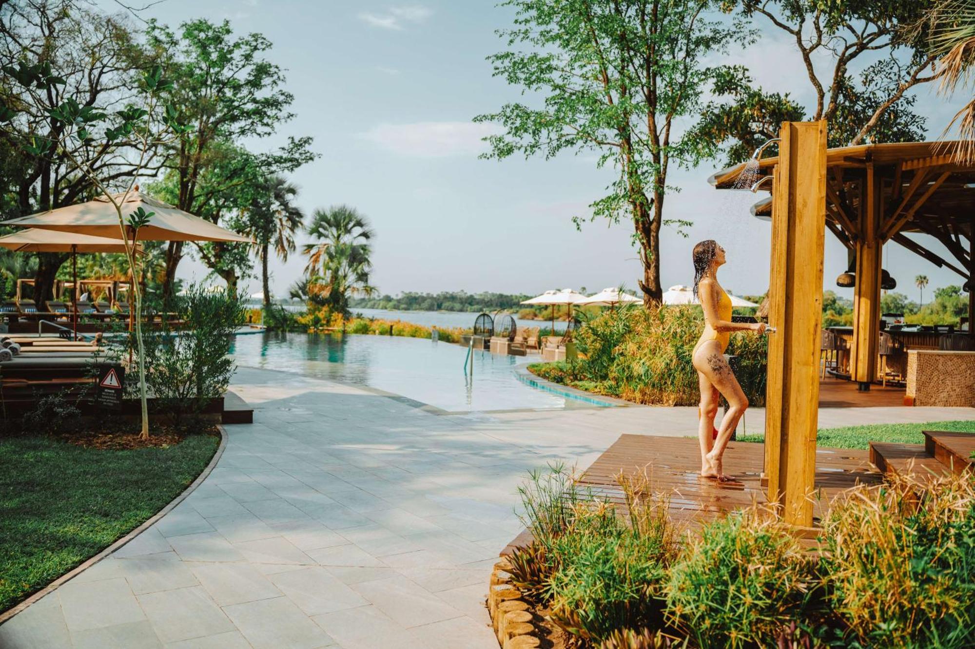 Radisson Blu Mosi-Oa-Tunya Livingstone Resort Екстер'єр фото